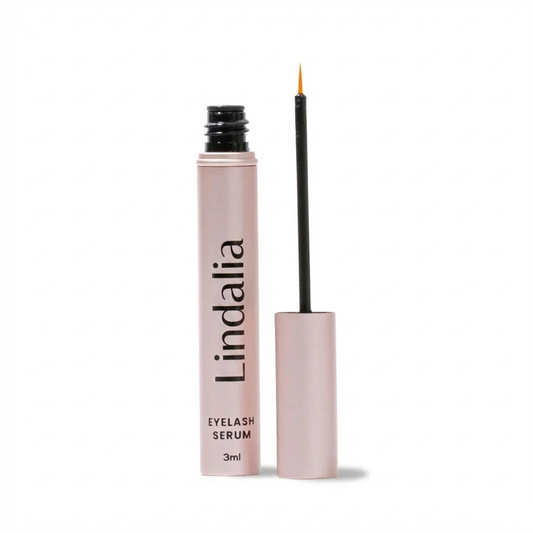 What Is in Eyelash Serum: Ingredients That Actually Grow Lashes